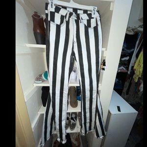 Saints& Hearts white and black bells